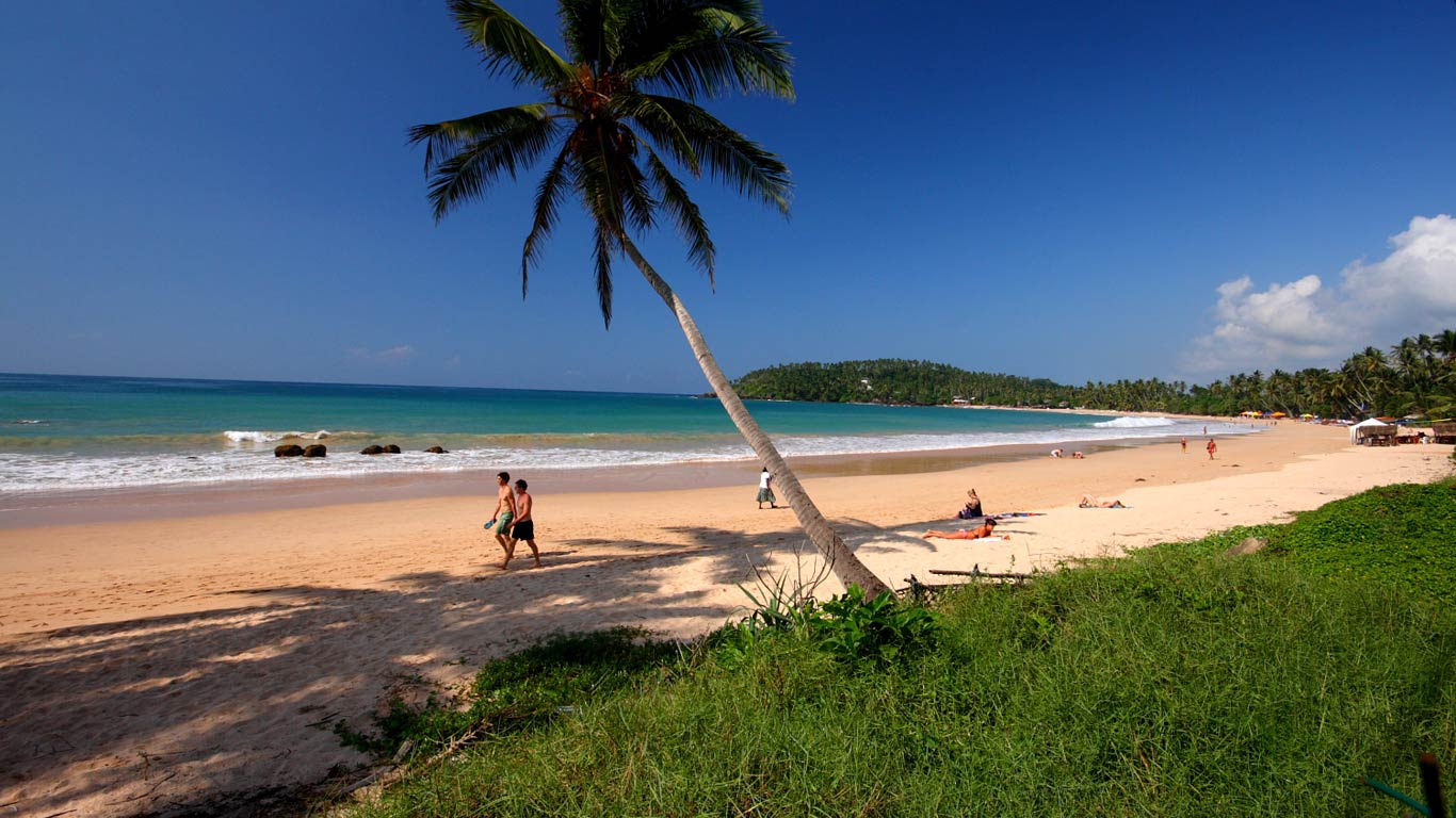 Шри ланка в январе. Мирисса Шри Ланка. Мерисса пляж Шри Ланка. Шри Ланки Мирриса пляж. Пляж Мирисса Бич Шри Ланка.