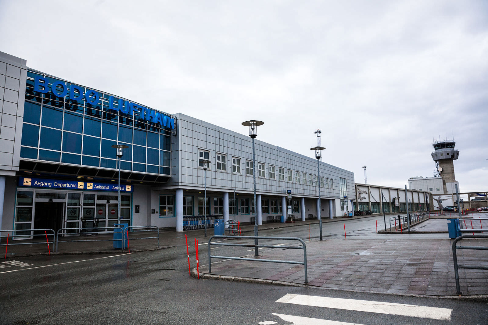 Здание аэропорта Лофотен