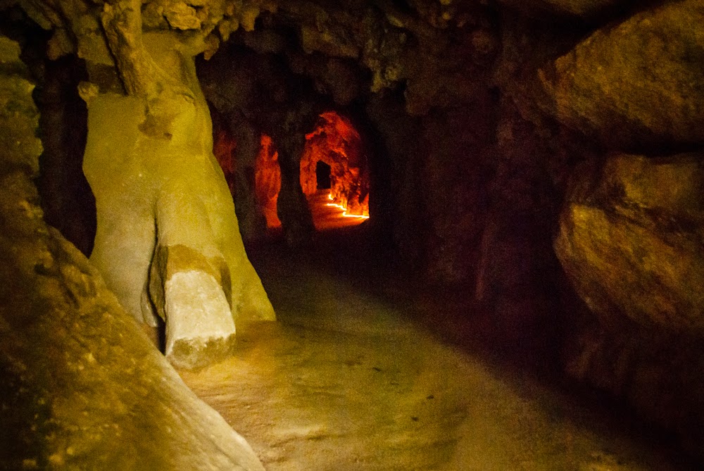 Фото: подземный тоннель