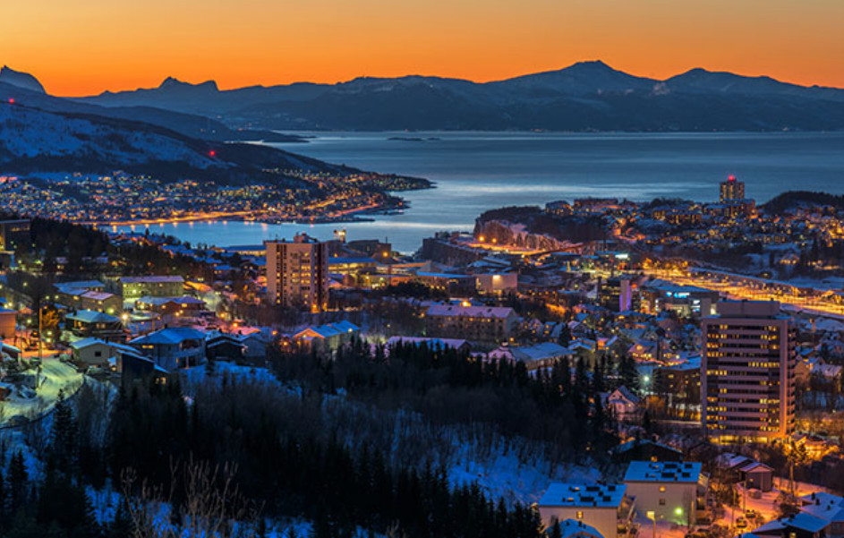 Нарвик норвегия. Нарвик. Город Narvik. Порт Нарвик. Narvik Норвегия.