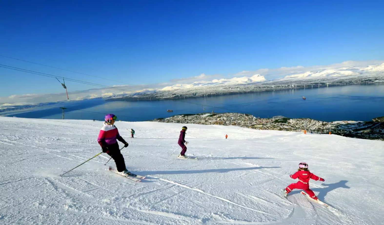 Фото: горные лыжи в Нарвике
