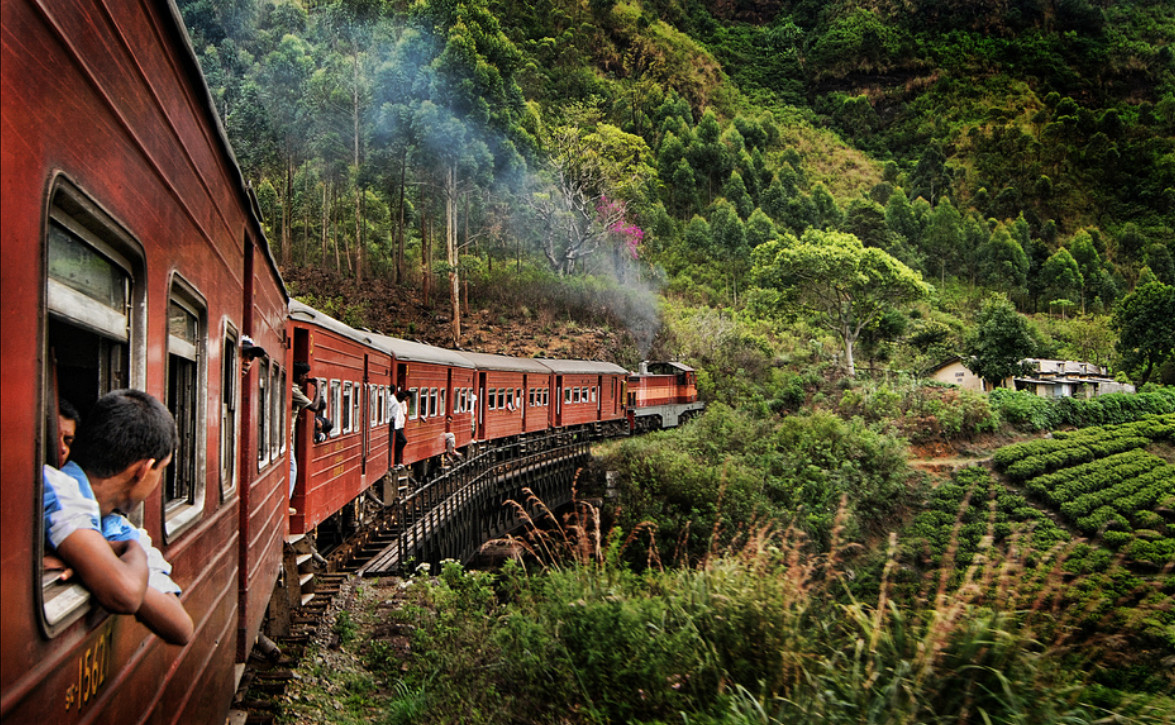 Поезд на Шри-ланке