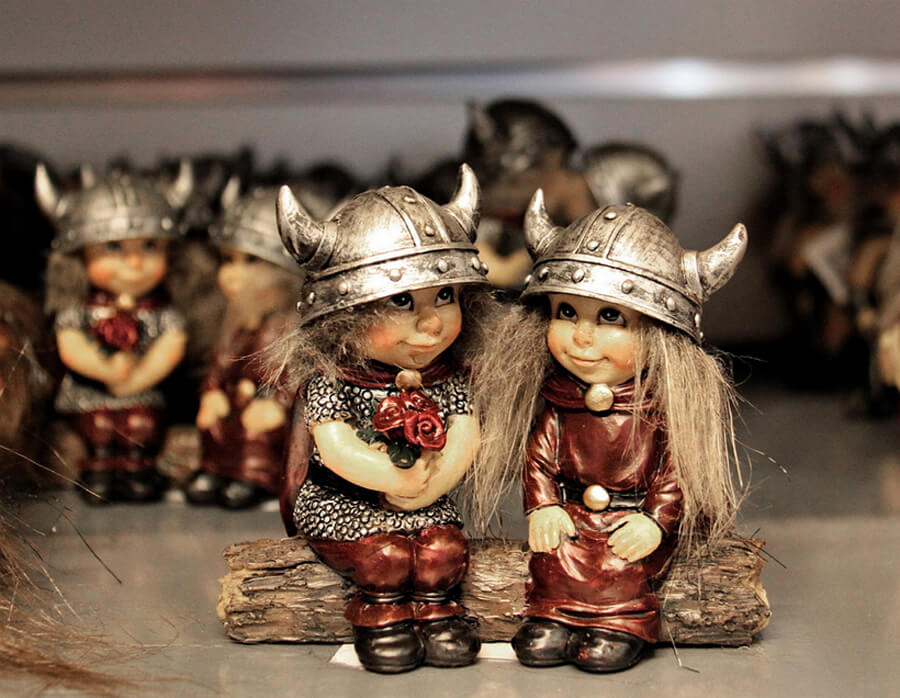 Фигурки викингов