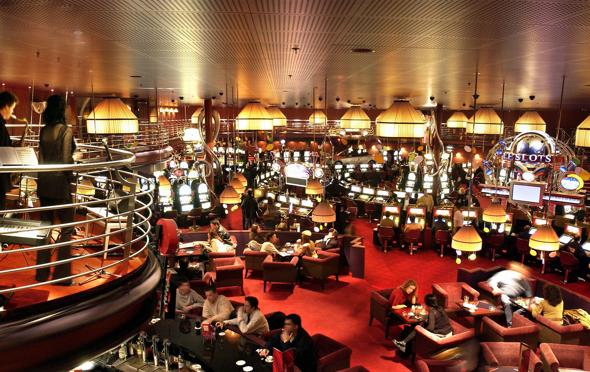 В казино Casino de Montreux
