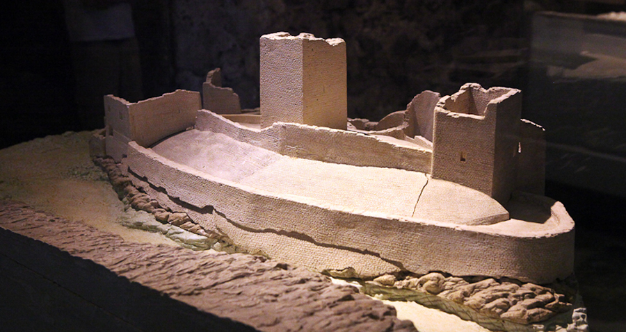 Шильонский замок в 13 веке