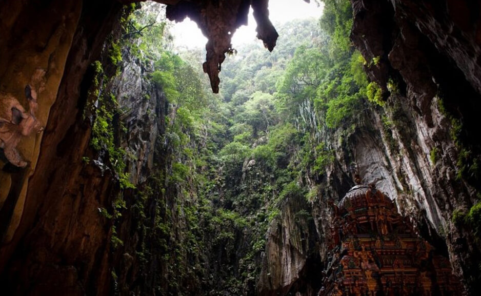 Пещеры Бату образовались естественным путём