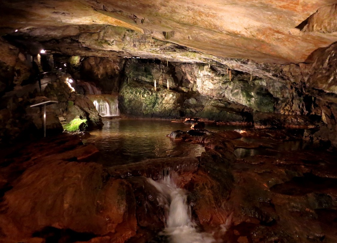 Пещеры Беатус, Швейцария