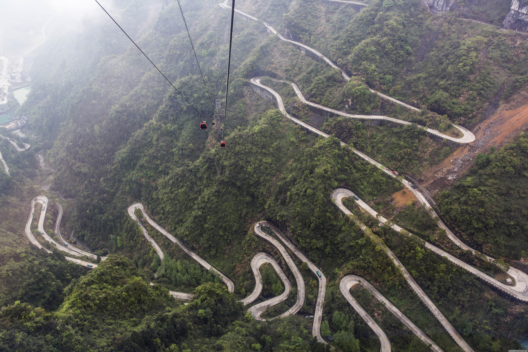 Канатная дорога на гору Тяньмень