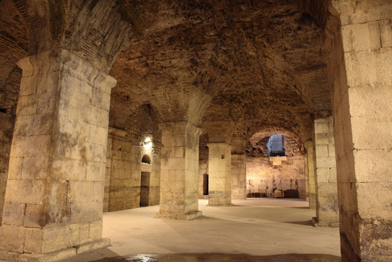 Подземелье дворца Диоклетиана