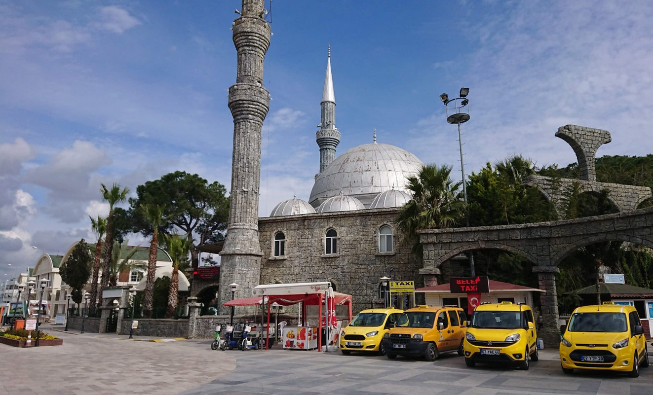 Мечеть в Белек