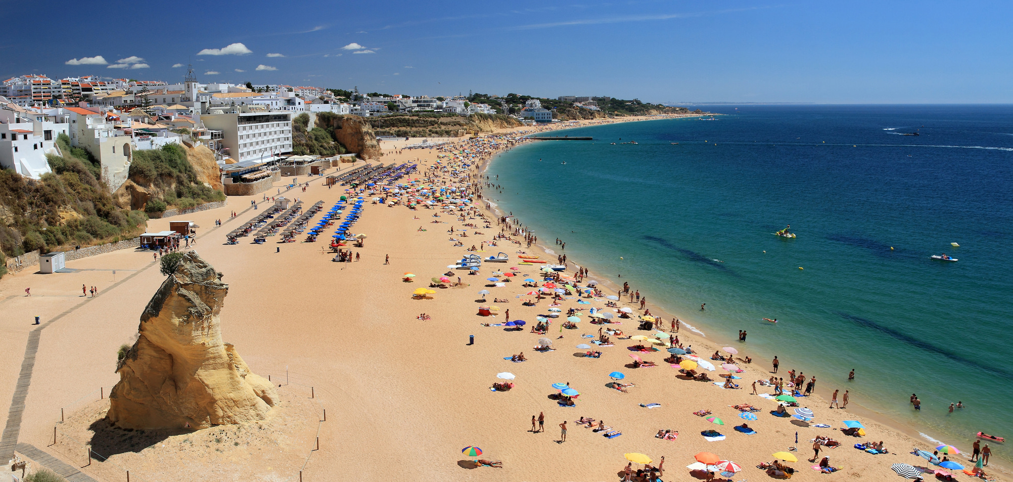 Пляж в Алгарве, Португалия