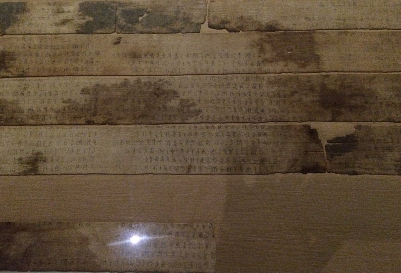 Этрусские письмена, в которые была завёрнута мумия