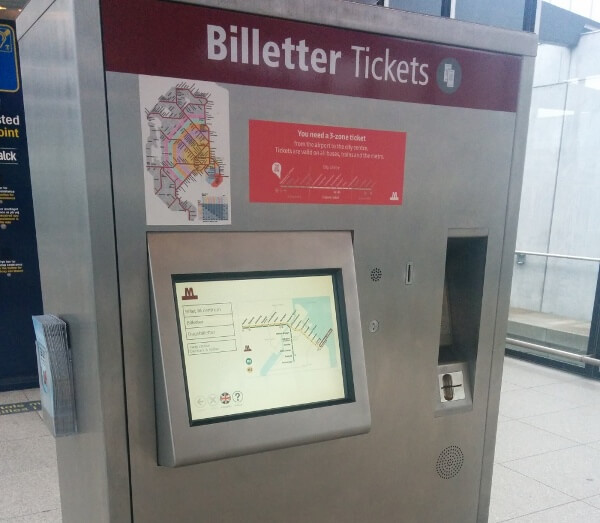 Автомат по продаже билетов на метро