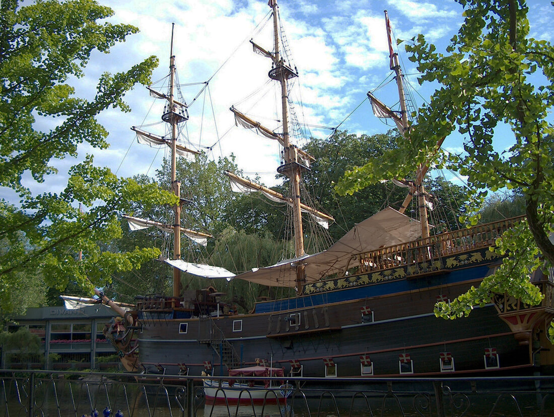 Пиратский корабль Тиволи