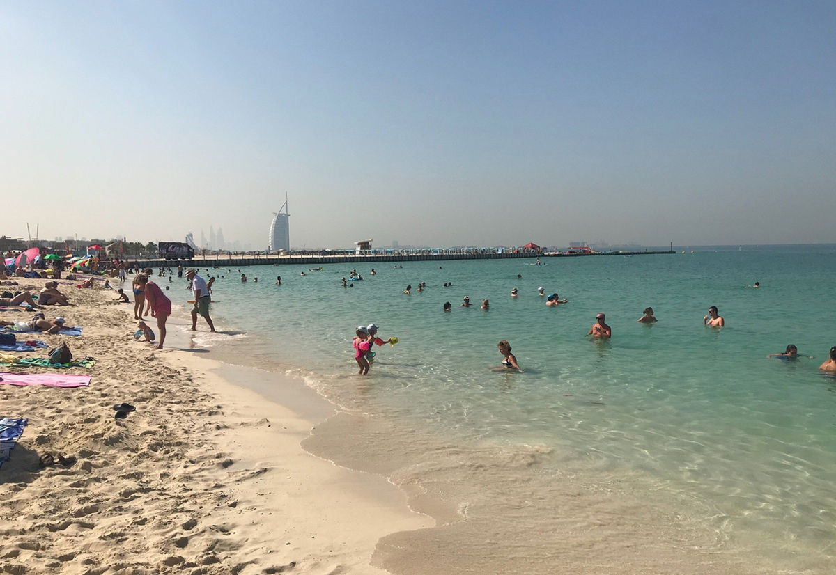 Комфортная для купания погода в Эмиратах