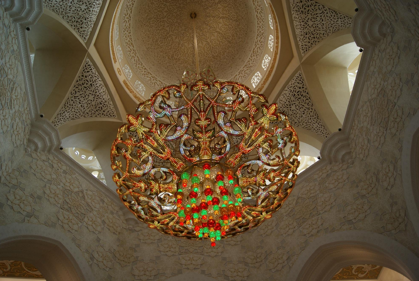 Люстра в мечети