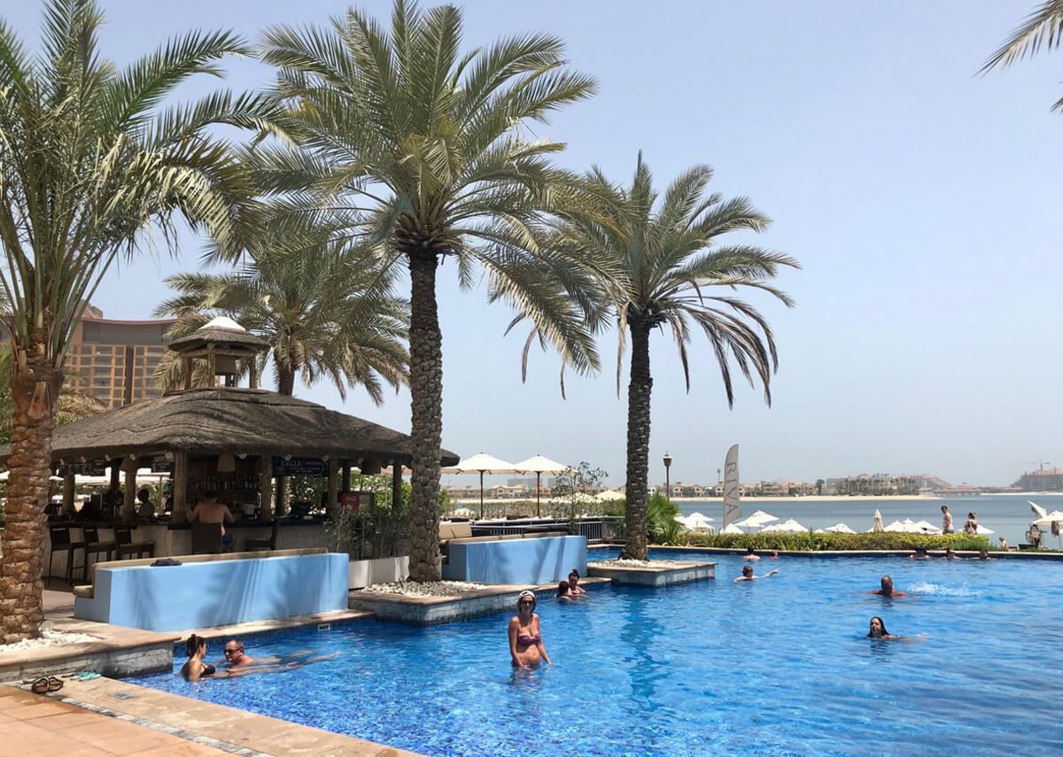 RIVA – первый в Дубае автономный пляжный клуб