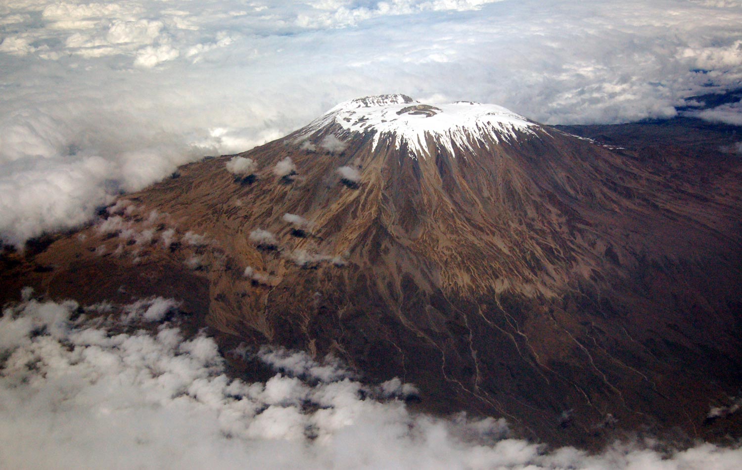 Вид на вершину горы Килиманджаро