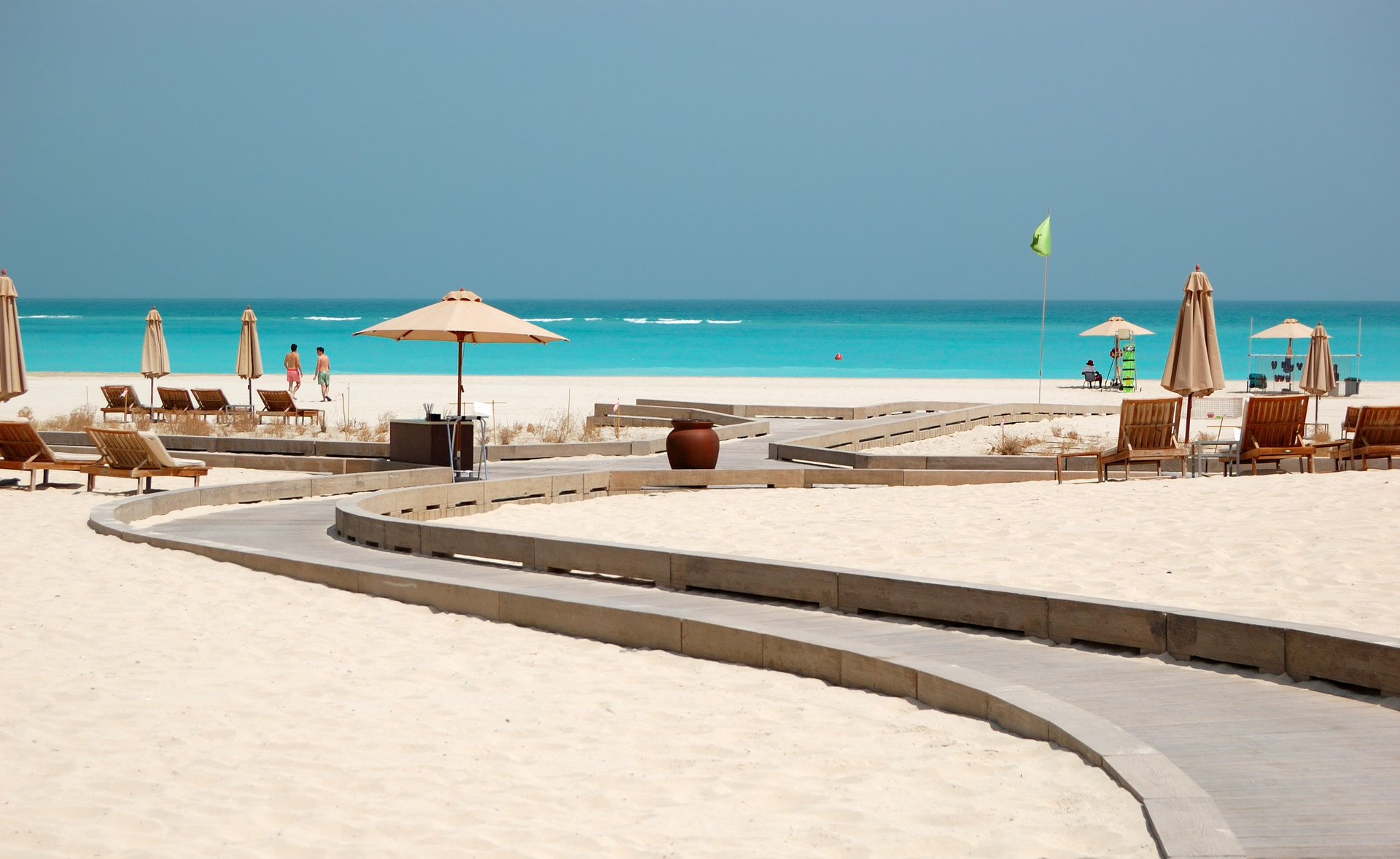 Пляж Абу-Даби