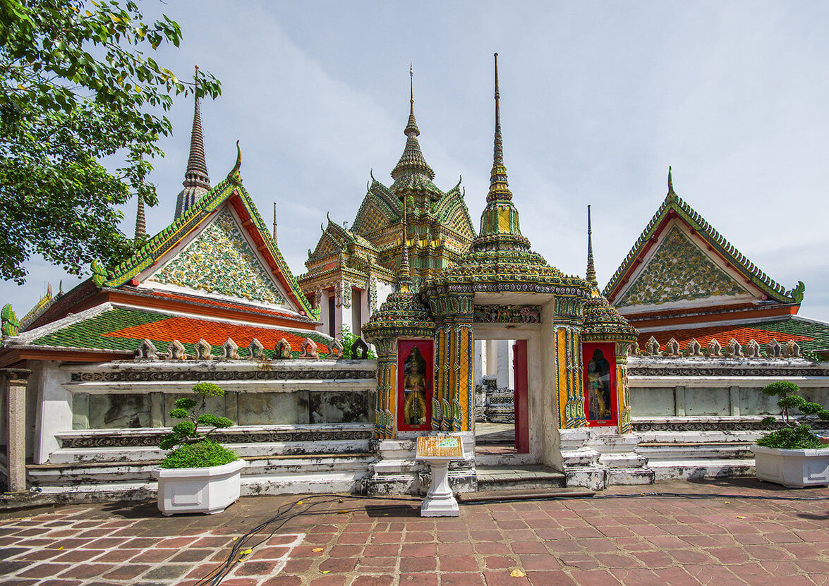 Храм Лежащего Будды Ват Пхо