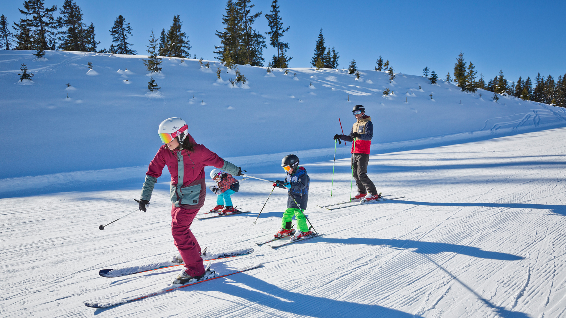 Катание на лыжах на курорте Заальбах