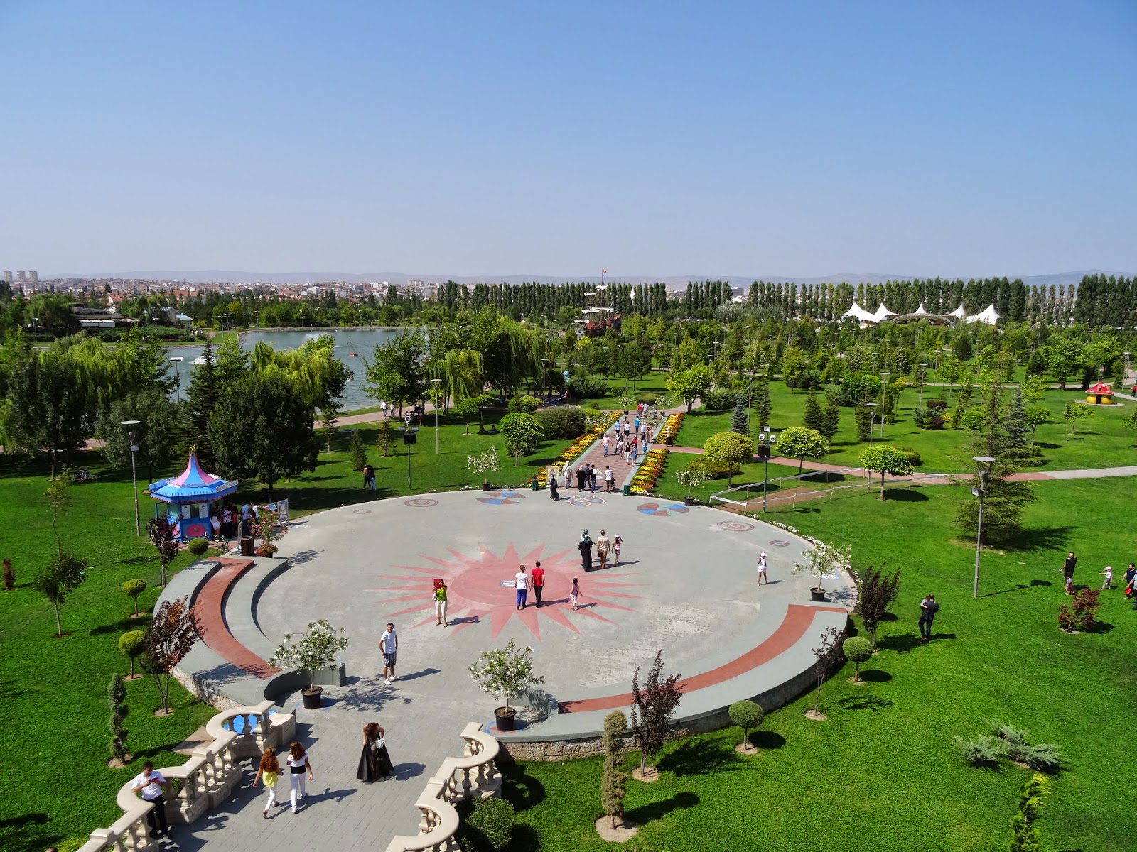 Парк Sazova