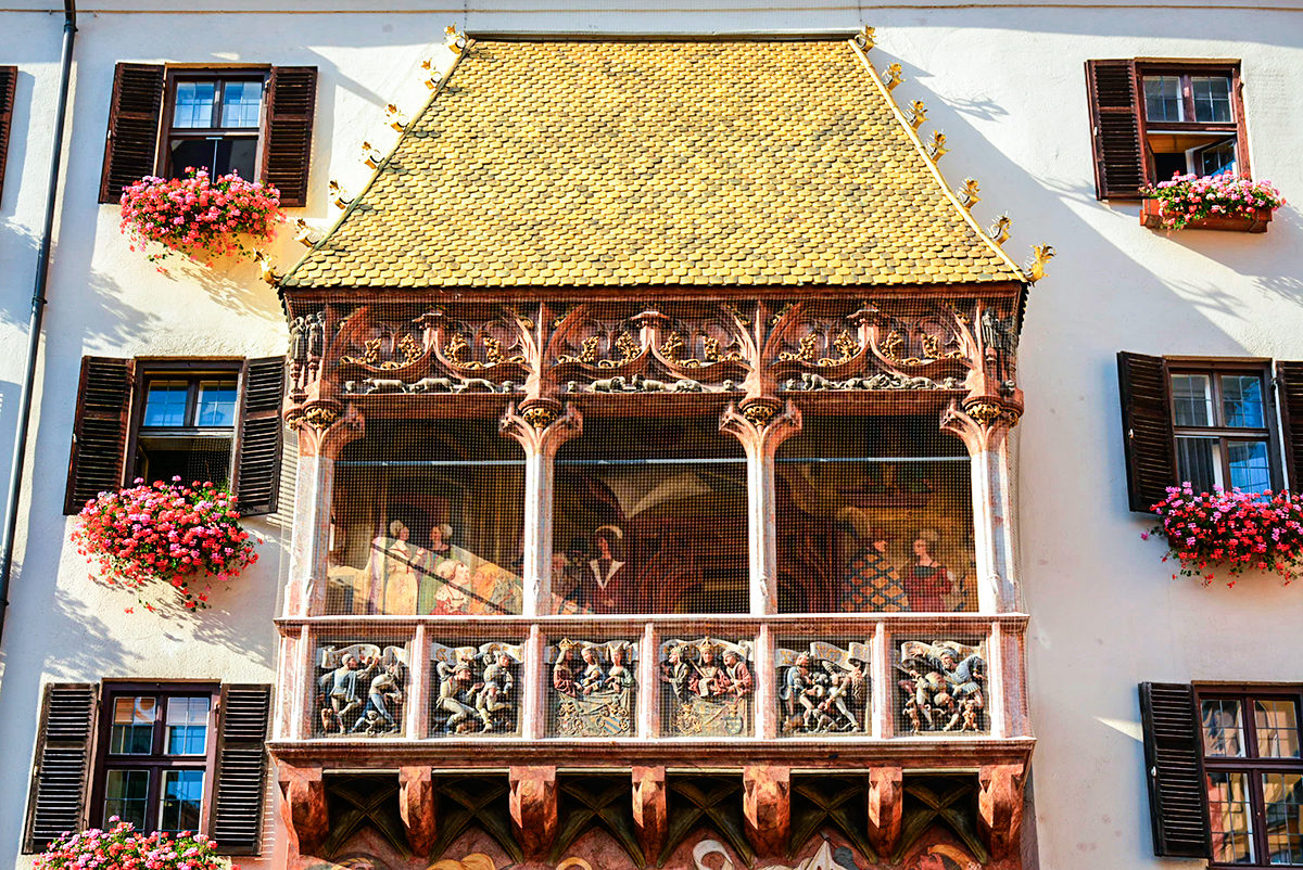 Дом «Золотая крыша»