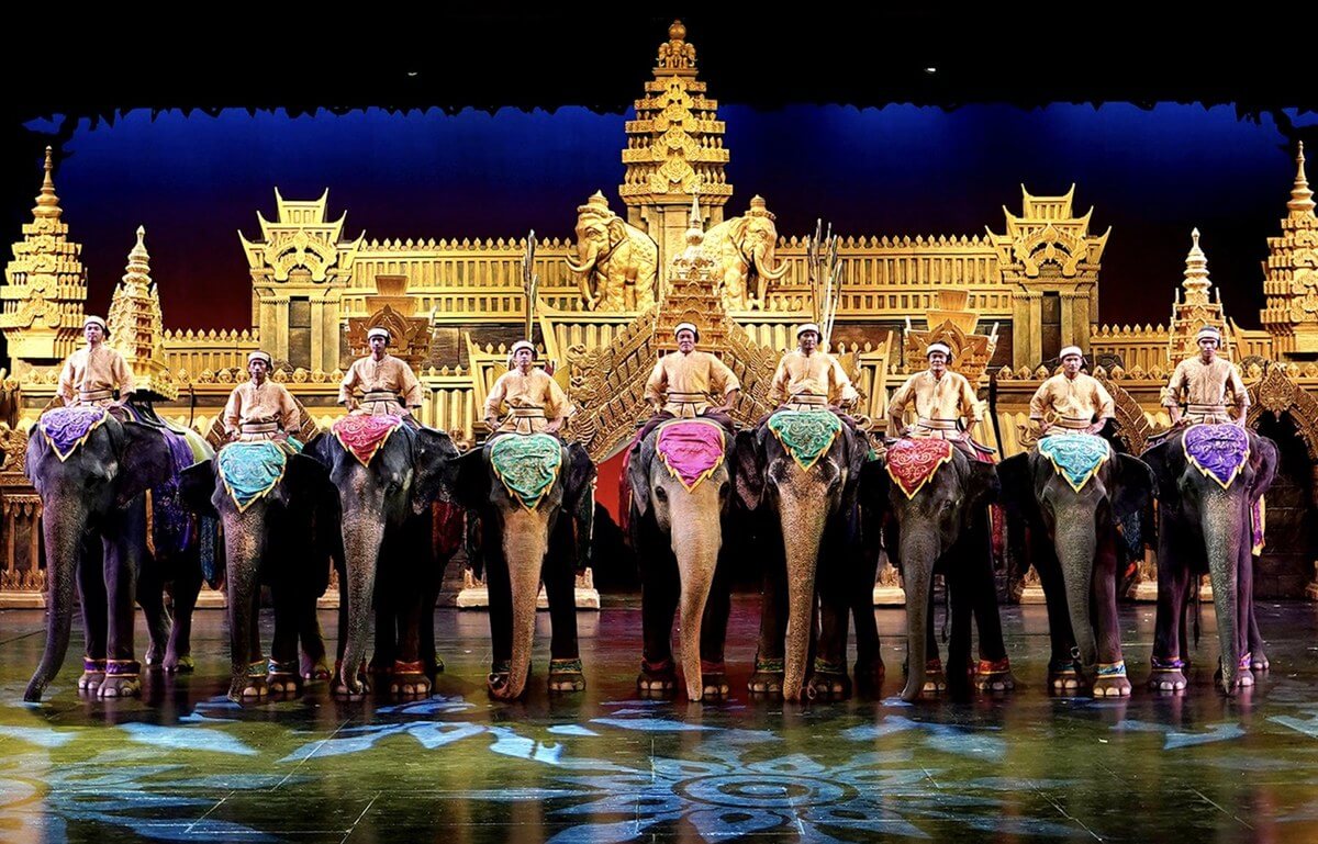 Театр Palace of the Elephants в Phuket FantaSea Дворец слонов в Phuket FantaSea