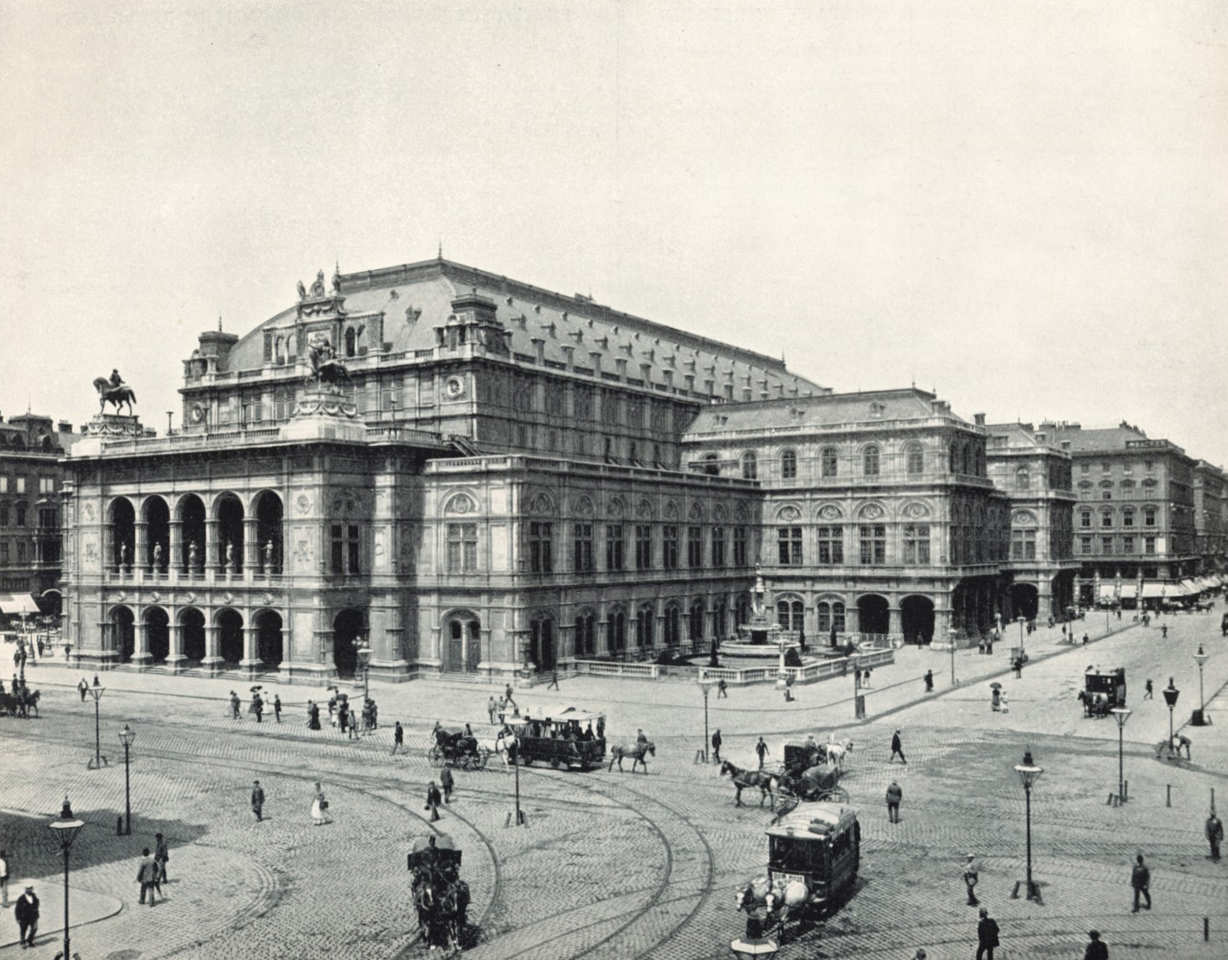 Венская опера в 1898 году
