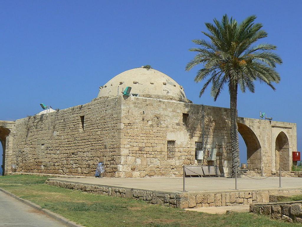 Мечеть в парке Ахзив