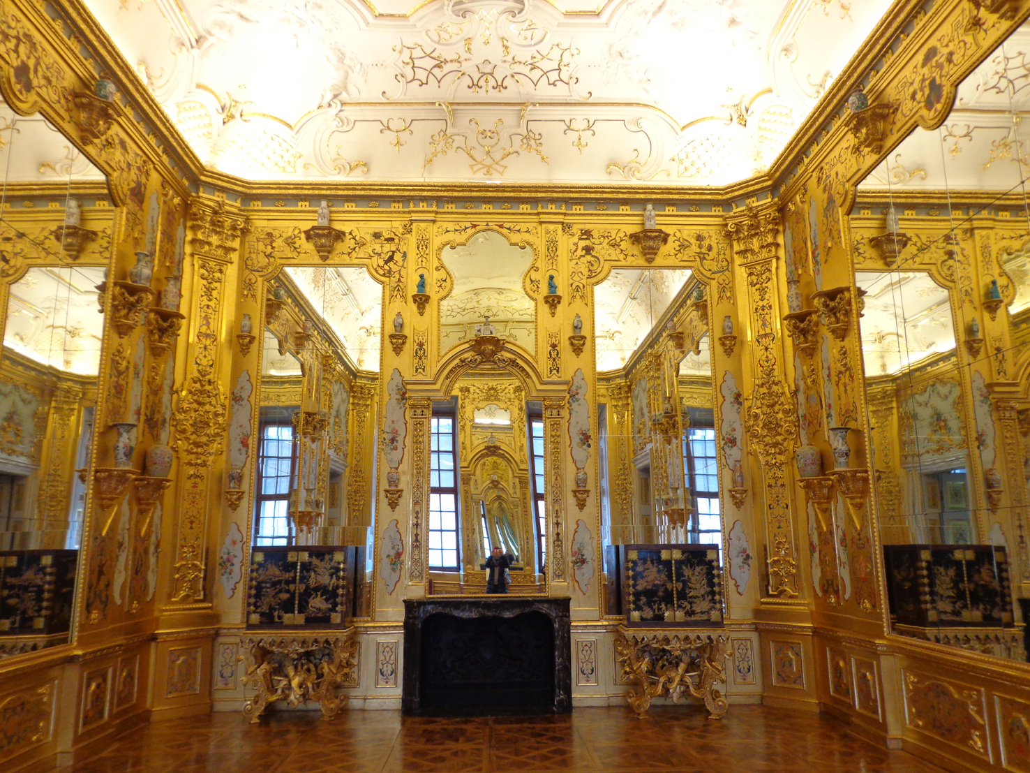 Золотой кабинет в Lower Belvedere