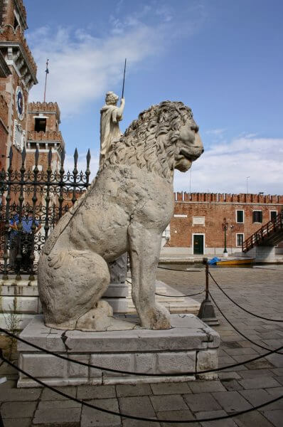 Пирейский лев, Венеция