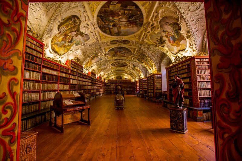 Зал в библиотеке Клементинум, Прага