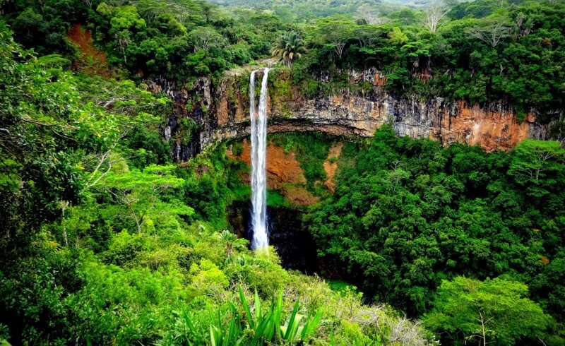 Самый высокий водопад острова