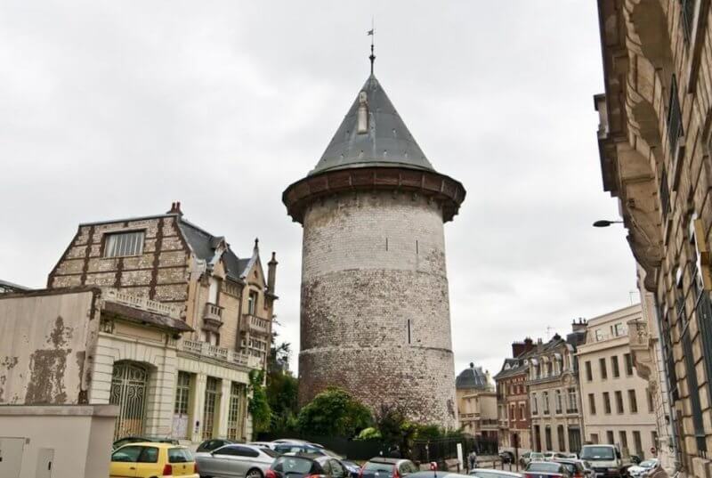 Фото: Башня Жанны д'Арк в Руане, Франция