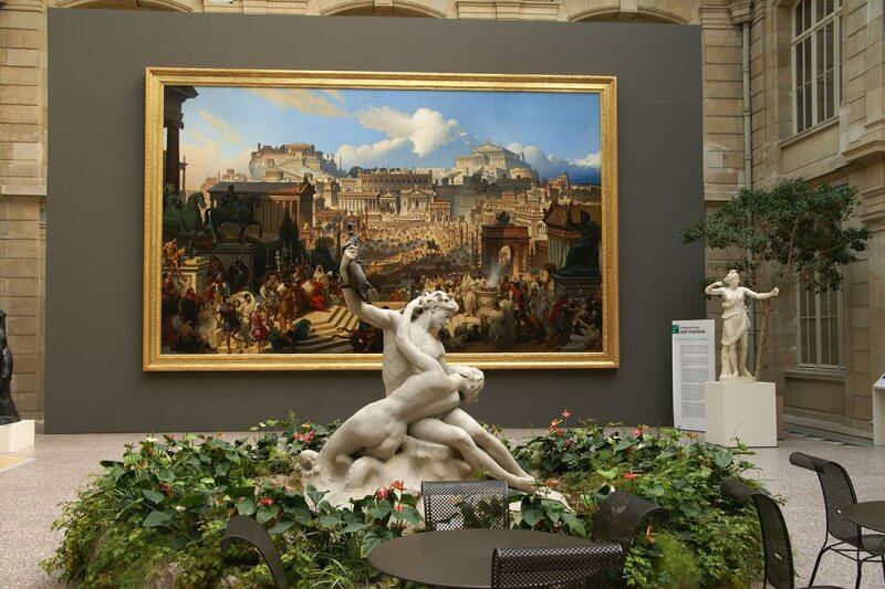 Фото: картина и статуя в музее изящных искусств в Руане