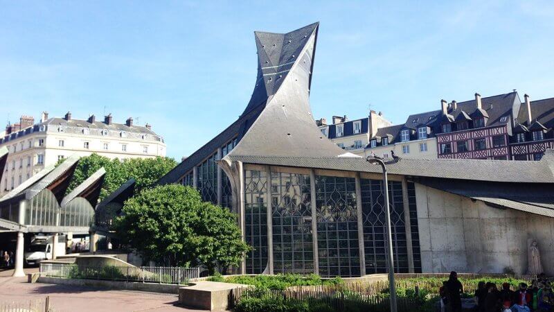 Церковь Жанны д'Арк в французском городе Руан