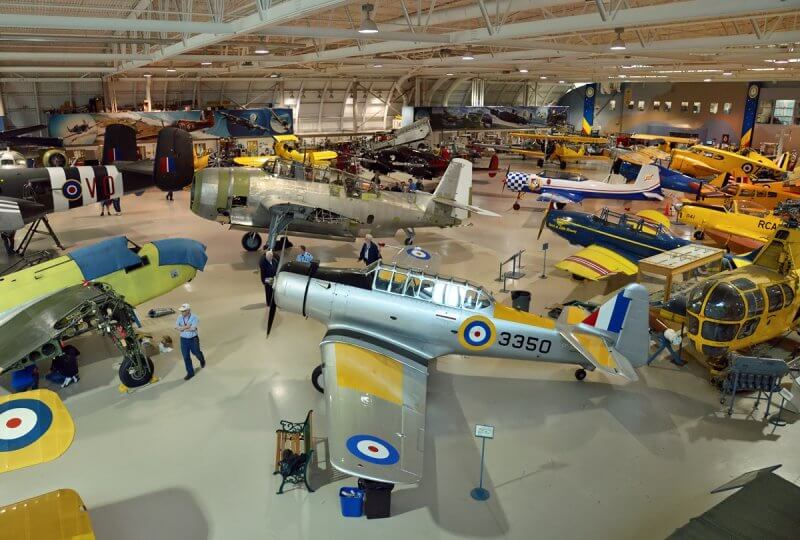 СВ Канадский музее наследия военных самолетов, город Гамильтон, провинция Онтарио