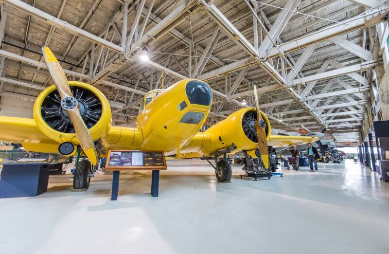 Экспонаты в музее авиации в городе Эдмонтон, Канада