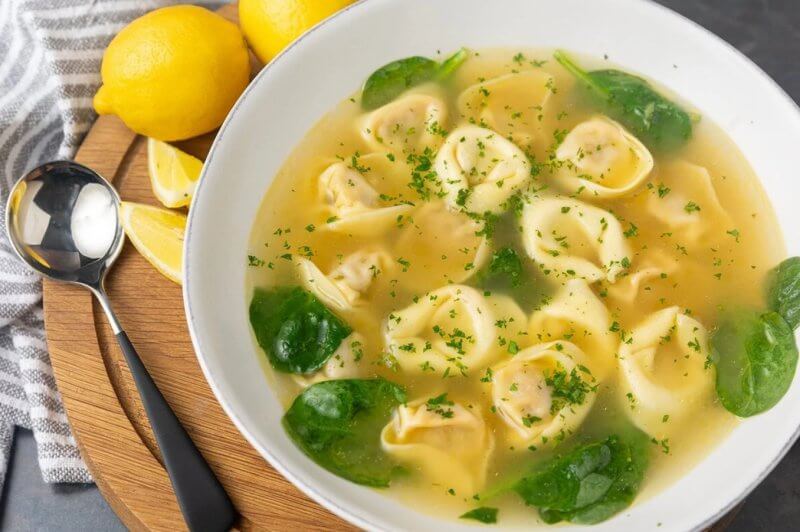 Фото Tortelloni burro e salvia Тортеллони с рикоттой под маслом и шалфеем