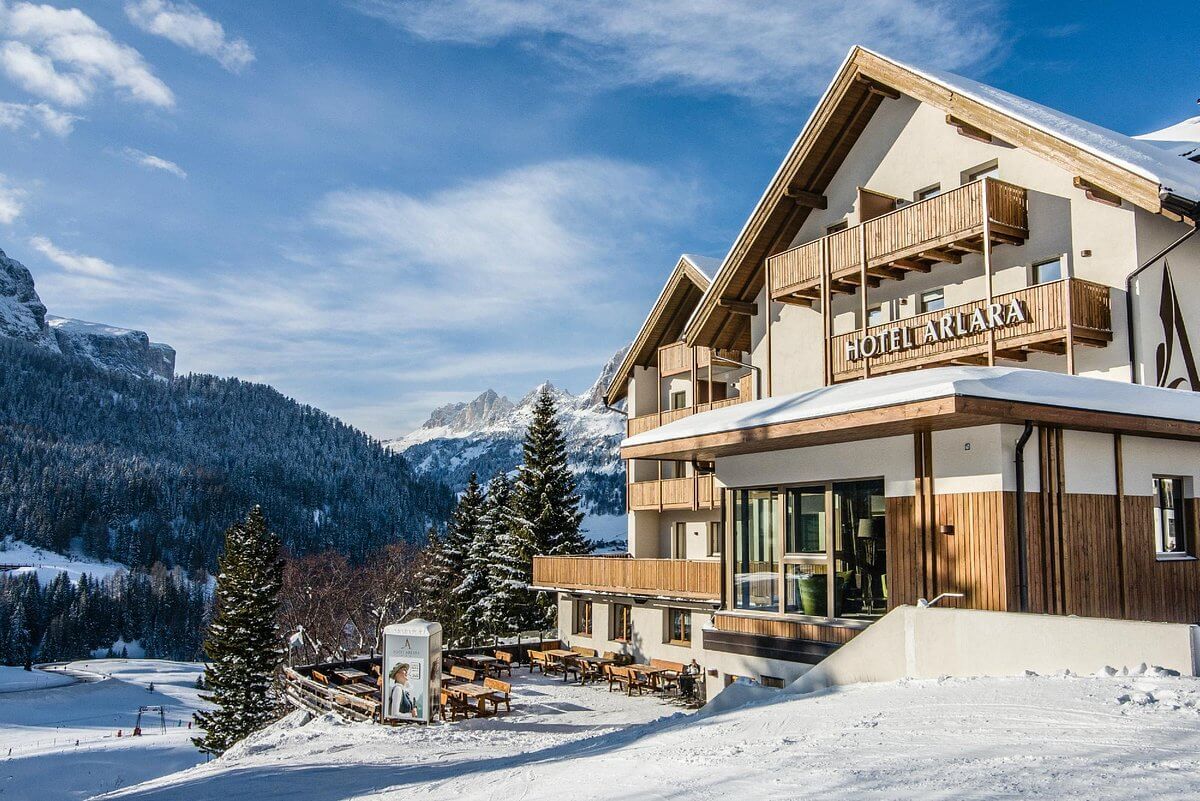 Ski-in / ski-out в Alta Badia — проживание прямо у подъёмников Ski-in ski-out в Alta Badia — отели у трасс